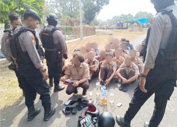 Polisi Tangkap Puluhan Remaja di Pati sedang Pesta Miras dan Diduga Hendak Tawuran