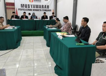 15 Bukti Disampaikan dalam Lanjutan Musyawarah Terbuka Sengketa Pilkada Kendal