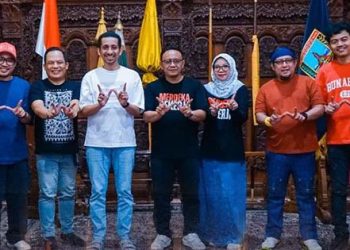 Pj Bupati Kudus Dituding Langgar Netralitas Pilkada Gara-gara Pose Dua Jari 1 Pj Bupati Kudus Dituding Langgar Netralitas Pilkada Gara-gara Pose Dua Jari