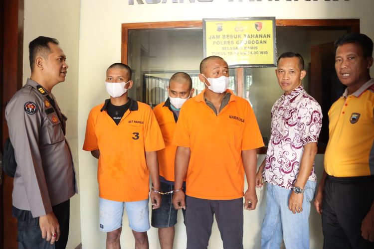 Nekat! 3 Pria Edarkan Sabu di Grobogan