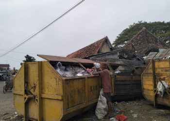 DLH Rembang Berencana Ambil Alih Penarikan Retribusi Sampah di Pasar