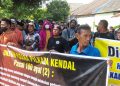 Minta Keadilan Terhadap Sengketa Dico – Ali, Massa Demo Datangi Bawaslu Kendal 18 Minta Keadilan Terhadap Sengketa Dico – Ali, Massa Demo Datangi Bawaslu Kendal