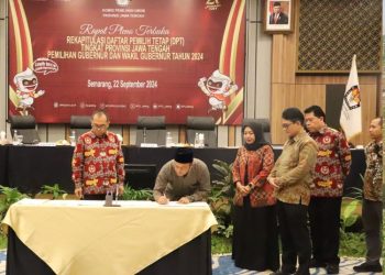 KPU Jateng Tetapkan 28.427.616 DPT, Bawaslu Awasi dan Sampaikan Catatan 2 KPU Jateng Tetapkan 28.427.616 DPT, Bawaslu Awasi dan Sampaikan Catatan