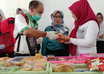 Pastikan Aman Konsumsi, Puskesmas Jati Sidak Jajanan di SMP 2 Jati di Kudus