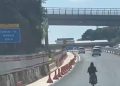 Seorang Pengendara Motor Tersesat Masuk Tol Bawen, Kok Bisa? 17 Seorang Pengendara Motor Tersesat Masuk Tol Bawen, Kok Bisa?