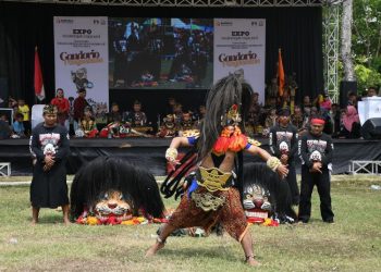 Hadirkan Tari Barong Gondoriyo, Cara Unik Bawaslu Grobogan Ajak Masyarakat Awasi Pilkada