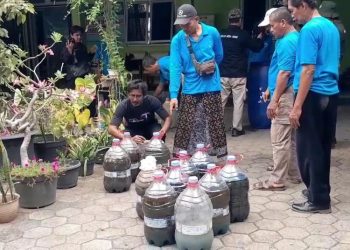 Subsidi Pupuk Berkurang, DPP Kendal Latih Petani Buat Pupuk Organik