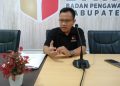 Banyak APK Ilegal Dipasang, Bawaslu Rembang Minta Satpol PP Tindak Tegas  19 Banyak APK Ilegal Dipasang, Bawaslu Rembang Minta Satpol PP Tindak Tegas