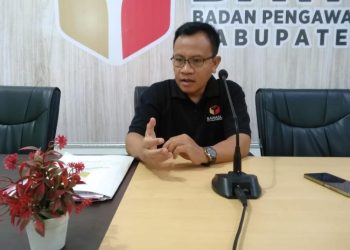 Banyak APK Ilegal Dipasang, Bawaslu Rembang Minta Satpol PP Tindak Tegas 