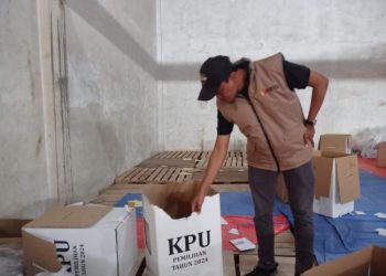 Temukan Kotak Suara Basah dan Tidak Tersegel saat Distribusi, Bawaslu Blora Ingatkan KPU