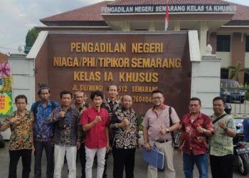 Jaga PT Dupantex Pekalongan Sejak Sebulan Lalu, Eks Karyawan Perjuangkan Hak Pesangon