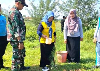 Kampanye Adiwiyata, SMPN 2 Lasem Rembang Gelar Penanaman di Desa Sendangsari