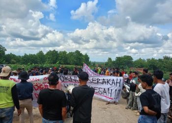Warga Winong Kendal Demo Tambang Galian C, Buntut Jalan Rusak Hingga Tak Bisa Diakses