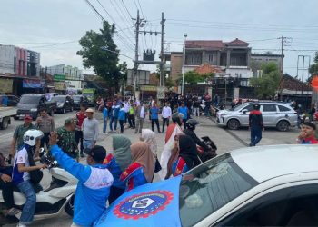 Ratusan Buruh Pabrik Jepara Demo di Depan Kantor Gubernur Jateng, Ini 3 Tuntutannya