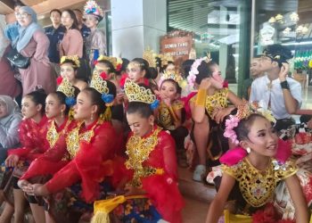 Pelaksanaan Lomba Dinilai Janggal, Puluhan Penari Cilik Datangi Kantor Gubernur Jateng