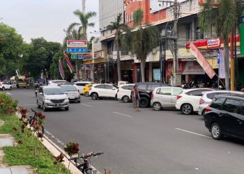 Picu Kemacetan, Pelaku Usaha di Pati Dikritik Tak Sediakan Lahan Parkir
