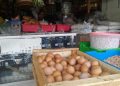 Jelang Natal, Harga Telur Ayam Ras di Salatiga Naik Jadi Segini 18 Jelang Natal, Harga Telur Ayam Ras di Salatiga Naik Jadi Segini