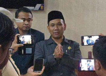 Pinjaman Rp 215 Miliar untuk Jalan Rusak, DPRD Blora Setujui Usulan Pemkab 4 Pinjaman Rp 215 Miliar untuk Jalan Rusak, DPRD Blora Setujui Usulan Pemkab
