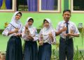 Si Teja, Produk Minuman Siswa SMPN 1 Sale Rembang Bantu Perkuat Daya Tahan Tubuh 16 Si Teja, Produk Minuman Siswa SMPN 1 Sale Rembang Bantu Perkuat Daya Tahan Tubuh