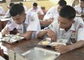 Makan Bergizi Gratis di Pati Diusulkan Agar Sasar Siswa Swasta dan Santri Ponpes 19 Makan Bergizi Gratis di Pati Diusulkan Agar Sasar Siswa Swasta dan Santri Ponpes