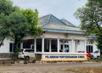 KMP Kalibodri Tak Beroperasi Lebih dari 3 Bulan, Pelabuhan Kendal Terpaksa Mangkrak