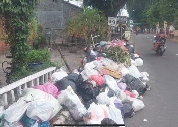 Empat Hari Tak Diangkut, Kudus Darurat Sampah Akibat TPA Tanjungrejo Ditutup