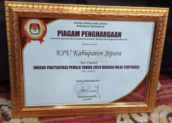 KPU Jepara Raih Penghargaan Indeks Partisipasi Pemilu Tertinggi 2024