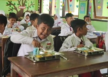 Perdana di Rembang, Uji Coba MBG Sasar 897 Siswa di Lasem dan Sluke