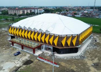 Telan Anggaran Rp 46 M, GOR Kendal Sport Center Diuji Coba Bupati