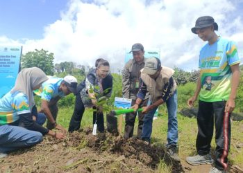 Gelar One Action One Tree, BLDF Beri 26 Ribu Bibit ke Petani Kudus