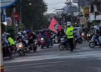 Pintu IGD RS Panti Rahayu Yakkum Grobogan Pecah Akibat Suporter Persipur Bentrok