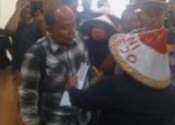 Tenda di BPN Pati Dibongkar, Petani Pundenrejo dan Polisi Ricuh di Gedung Dewan