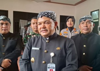 Terkena Efisiensi Anggaran, Pemkab Semarang Akan Ganti Lampu ke LED 7 Terkena Efisiensi Anggaran, Pemkab Semarang Akan Ganti Lampu ke LED