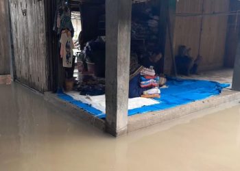 Banjir Rendam Pasar Wado Blora, Pedagang Minta Pemkab Turun Tangan