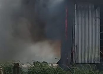 Gudang PG Pakis Pati Kebakaran, Kobaran Api Terlihat Tinggi