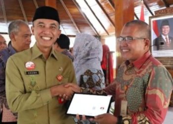 Purna Tugas, 76 PNS di Pemkab Grobogan Terima SK Pensiun Digital