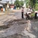 Berpotensi Sebabkan Kecelakaan, Jalan Berlubang Pati-Tlogowungu Ditambal 8 Berpotensi Sebabkan Kecelakaan, Jalan Berlubang Pati-Tlogowungu Ditambal