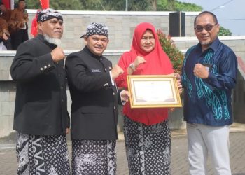 Pemkab Semarang Terima Penghargaan Pengadaan Barang dan Jasa dari LKPP