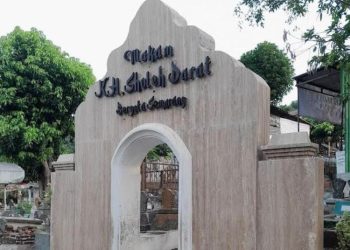 Jumlah Peziarah Makam KH Sholeh Darat di Semarang Meningkat saat Ramadan