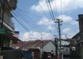 Warga Salatiga Keluhkan Kabel di Atas Jalan Semrawut, Ganggu Estetika Kota