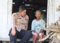 Lansia Disabilitas dapat Bantuan Polres Grobogan Usai Kehilangan Uang di dalam Rumah