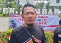 Ormas Pasang Spanduk Dukung UU TNI di Gedung DPRD Rembang 16 Ormas Pasang Spanduk Dukung UU TNI di Gedung DPRD Rembang