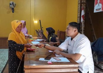 12 KPM di Desa Boloh Grobogan Terima BLT DD Tahap 1 Sebesar Rp 300 Ribu