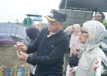 Bakal Ditata Ulang, Bupati Pati Tinjau Alun-Alun Kembangjoyo Bersama Tim Arsitek Nasional