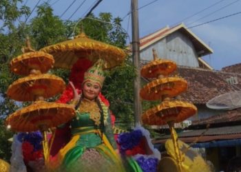 Hari Kartini, SDN Magersari Rembang Gelar Karnaval Budaya Pakai Bahan Daur Ulang
