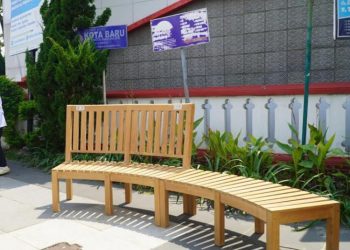 Pemkab Jepara Terima Hibah 60 Kursi Bergaya Eropa untuk Percantik Wajah Kota