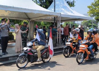 Bupati Lepas Puluhan Buruh di Kendal Ikuti Aksi di Semarang