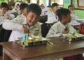 Makan Bergizi Gratis di Rembang Ditargetkan Sasar 120 Ribu Warga 18 Makan Bergizi Gratis di Rembang Ditargetkan Sasar 120 Ribu Warga