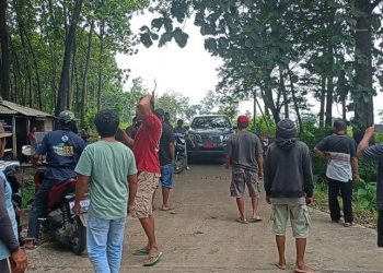 Petani Getas Blora Hadang Petugas UGM, Diduga Langgar Kesepakatan