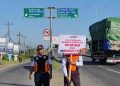 Usai Sosialisasi, Truk di Kendal Bisa Kena Tilang Jika Langgar Aturan Pembatasan 19 Usai Sosialisasi, Truk di Kendal Bisa Kena Tilang Jika Langgar Aturan Pembatasan